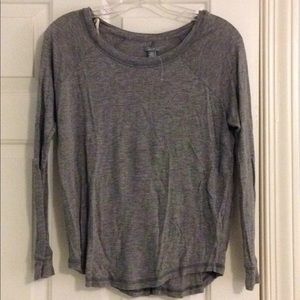 Grey long sleeve tee